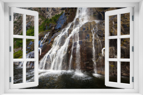 Fototapeta Naklejka Na Ścianę Okno 3D - The waterfall in Lysefjord, Norway