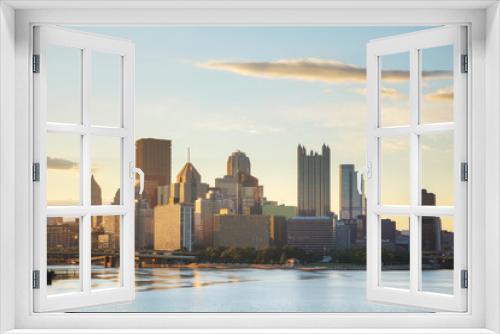 Fototapeta Naklejka Na Ścianę Okno 3D - Pittsburgh cityscape with the Ohio river