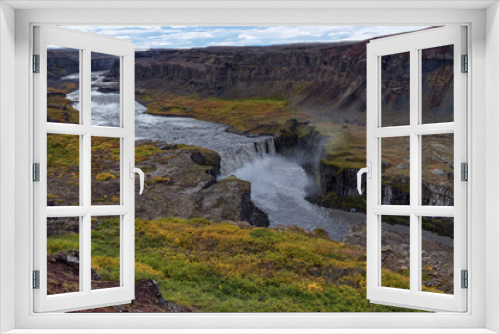 Fototapeta Naklejka Na Ścianę Okno 3D - Hafragilsfoss in the north of Iceland