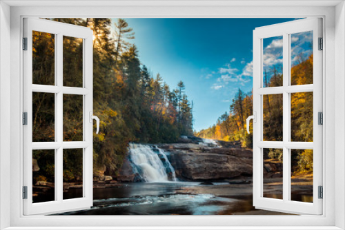 Fototapeta Naklejka Na Ścianę Okno 3D - Triple Falls