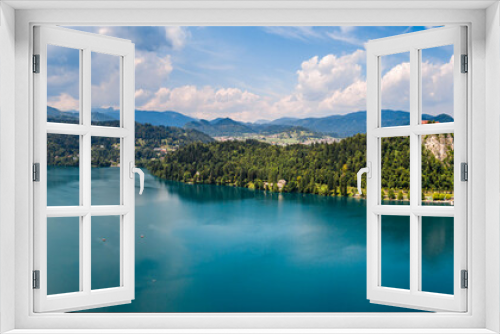 Fototapeta Naklejka Na Ścianę Okno 3D - Slovenia - Panorama resort Lake Bled.