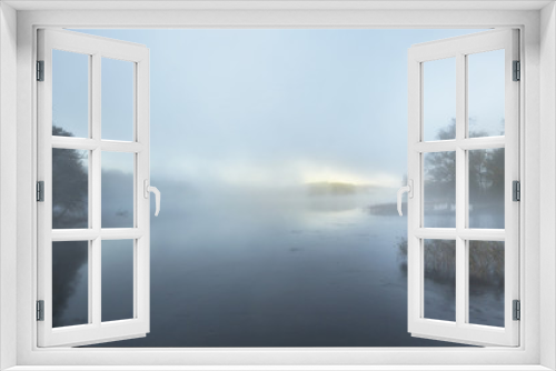 Fototapeta Naklejka Na Ścianę Okno 3D - Misty river sunrise