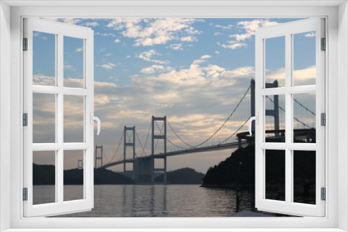 Fototapeta Naklejka Na Ścianę Okno 3D - 来島海峡大橋の夕暮れ