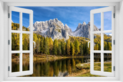Fototapeta Naklejka Na Ścianę Okno 3D - Autumn view at Lago Antorno, Dolomites, Lake mountain landscape with Alps peak, Misurina, Cortina d'Ampezzo, Italy