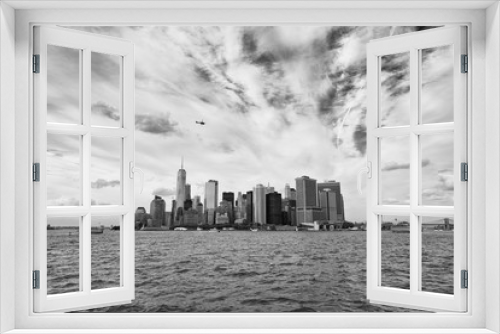 Fototapeta Naklejka Na Ścianę Okno 3D - Lower Manhattan Panorama from Upper Bay
