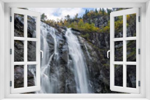 Fototapeta Naklejka Na Ścianę Okno 3D - Skjervsfossen Wasserfall, Norwegen