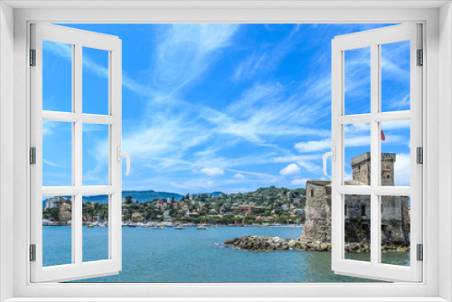 Fototapeta Naklejka Na Ścianę Okno 3D - Italian old town Rapallo castle view