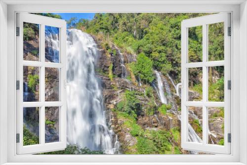 Fototapeta Naklejka Na Ścianę Okno 3D - Wachirathan waterfall in Doi Inthanon, Thailand