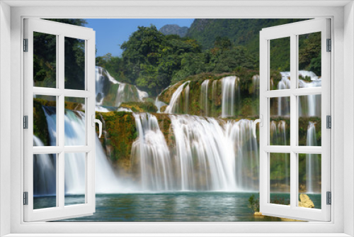 Fototapeta Naklejka Na Ścianę Okno 3D - Ban Gioc waterfall in north of Vietnam.