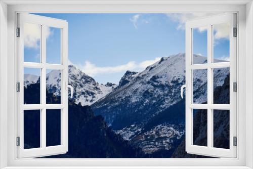 Fototapeta Naklejka Na Ścianę Okno 3D - Nieve en las montañas