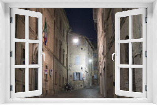 Fototapeta Naklejka Na Ścianę Okno 3D - Fermo (Marches, Italy) by night