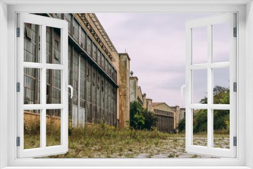 Fototapeta Naklejka Na Ścianę Okno 3D - Abandoned Factory Exterior Industry