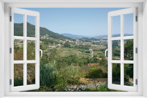 Fototapeta Naklejka Na Ścianę Okno 3D - Redondela, Galicia, Spain