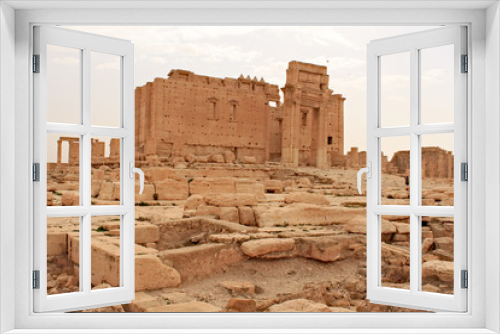 Fototapeta Naklejka Na Ścianę Okno 3D - Temple of Bel. Ruins of the ancient city of Palmyra on syrian desert (shortly before the war)