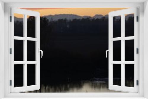 Fototapeta Naklejka Na Ścianę Okno 3D - sunset & lake