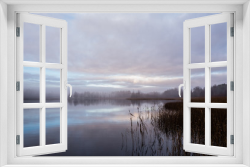 Fototapeta Naklejka Na Ścianę Okno 3D - Hazy lake 