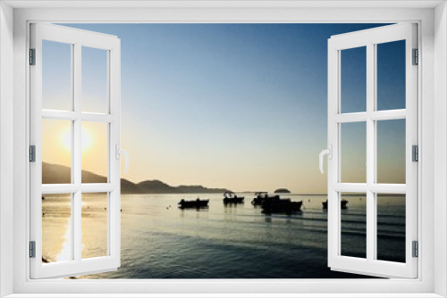 Fototapeta Naklejka Na Ścianę Okno 3D - Wschód słońca w zatoce