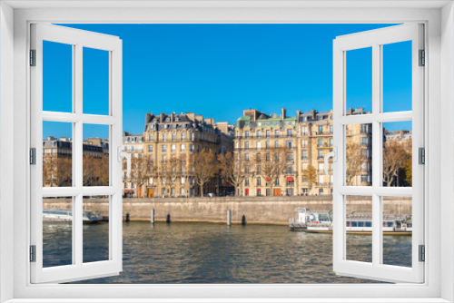 Paris, Haussmann facade in a chic area of the capital, avenue de New York, with view of the Seine
