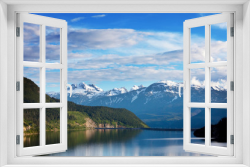Fototapeta Naklejka Na Ścianę Okno 3D - Lake in Canada