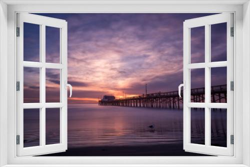 Fototapeta Naklejka Na Ścianę Okno 3D - Sunset over the pier