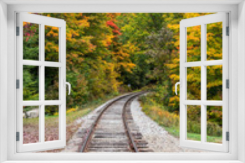 Fototapeta Naklejka Na Ścianę Okno 3D - Autumn Railroad Tracks