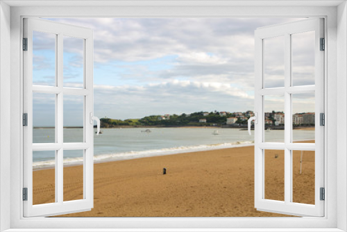 Fototapeta Naklejka Na Ścianę Okno 3D - the coast and beach of saint jean de luz
