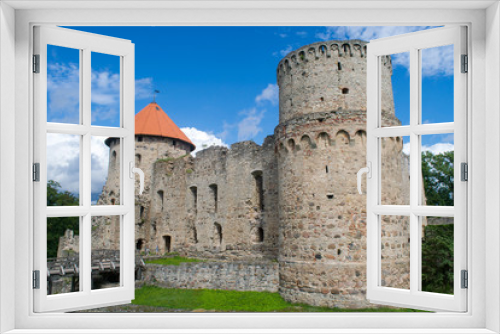 Fototapeta Naklejka Na Ścianę Okno 3D - Bridge leading to Cesis Medieval Castle, Latvia