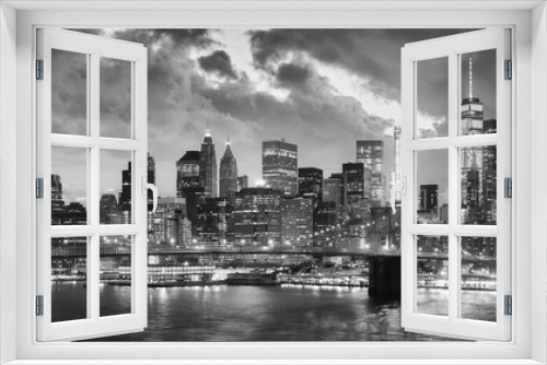 Fototapeta Naklejka Na Ścianę Okno 3D - Black and white picture of Manhattan at night, New York, USA.