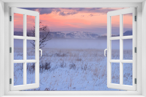 Fototapeta Naklejka Na Ścianę Okno 3D - Foggy Sunset In Whitefish Montana
