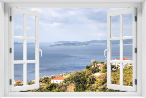 Fototapeta Naklejka Na Ścianę Okno 3D - View over the bay of Skopelos town on Skopelos island in Greece
