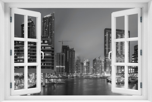 Fototapeta Naklejka Na Ścianę Okno 3D - Dubai - The Marina at dusk.