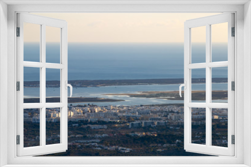 Fototapeta Naklejka Na Ścianę Okno 3D - Horizon view of olhao coastline