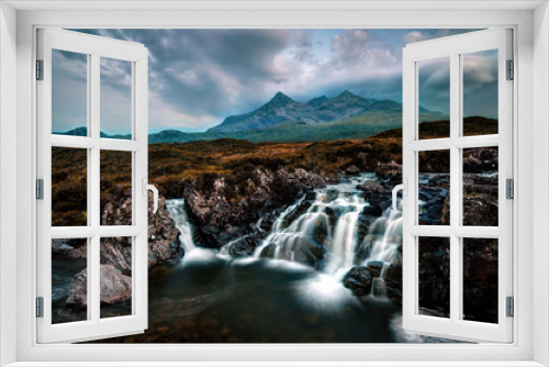 Fototapeta Naklejka Na Ścianę Okno 3D - Sligachan Waterfall United Kingdom