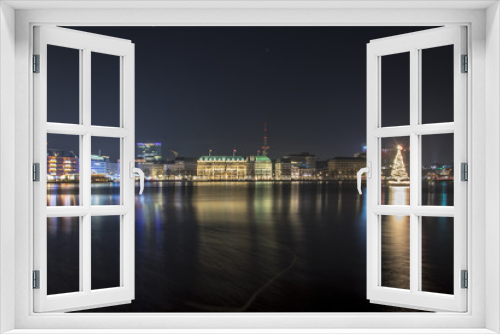 Fototapeta Naklejka Na Ścianę Okno 3D - Christmas time in Hamburg Germany