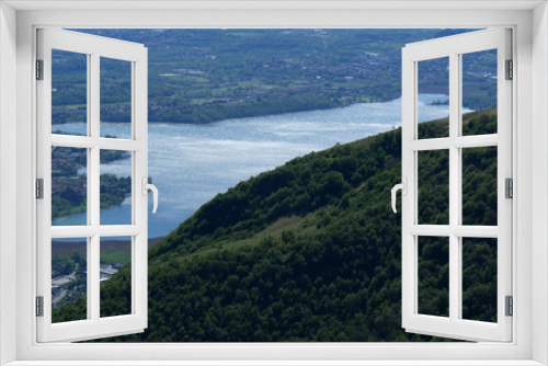 Fototapeta Naklejka Na Ścianę Okno 3D - Panorama del lago di Annone