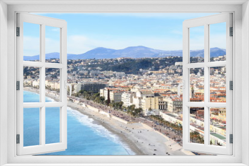 Fototapeta Naklejka Na Ścianę Okno 3D - Vue panoramique sur Nice et la promenade des Anglais, cote d’Azur, France
