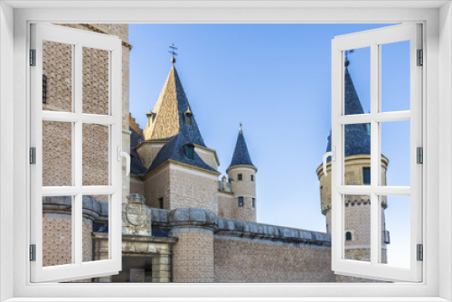 Fototapeta Naklejka Na Ścianę Okno 3D - Detail of towers and Entrance to the Alcazar of Segovia Spain