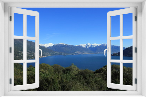 Fototapeta Naklejka Na Ścianę Okno 3D - Beautiful view from Cannobio to Locarno, Lago Maggiore