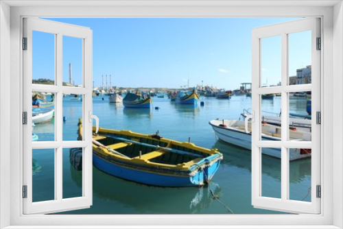 Fototapeta Naklejka Na Ścianę Okno 3D - Łódki w porcie - Malta