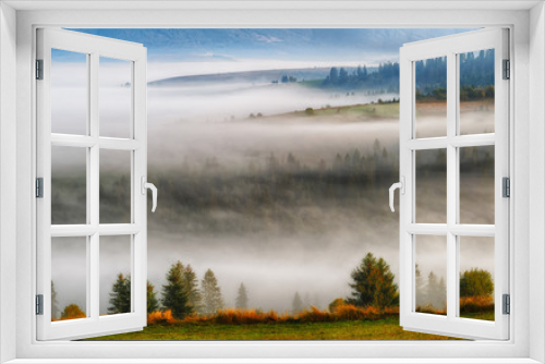 Fototapeta Naklejka Na Ścianę Okno 3D - foggy morning. a picturesque autumn dawn in the Carpathian Mountains