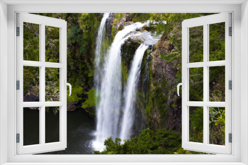 Fototapeta Naklejka Na Ścianę Okno 3D - Water falls
