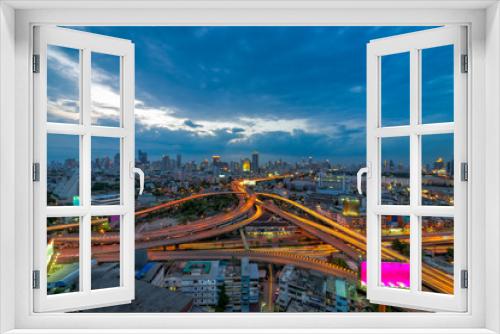 Fototapeta Naklejka Na Ścianę Okno 3D - Bangkok business district  Expressway and Highway top view, Thailand at sunset