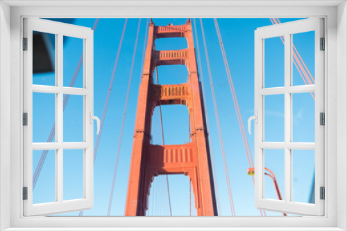 Fototapeta Naklejka Na Ścianę Okno 3D - Golden Gate Bridge Tower