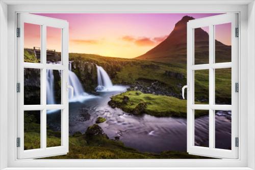 Fototapeta Naklejka Na Ścianę Okno 3D - Famous Iceland Waterfall at Sunset