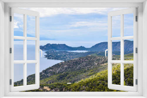 Fototapeta Naklejka Na Ścianę Okno 3D - The Heraion (Vouliagmeni) lake.