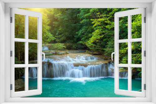 Fototapeta Naklejka Na Ścianę Okno 3D - Waterfall in rainforest at National Park. Natural background