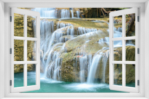 Fototapeta Naklejka Na Ścianę Okno 3D - Close up waterfall