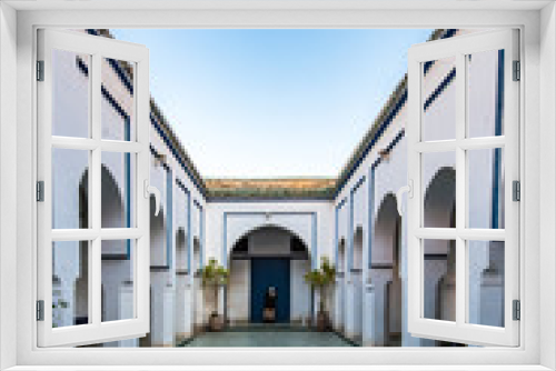 Fototapeta Naklejka Na Ścianę Okno 3D - Muslim man in Bahia Palace,Marrakesh,Morocco