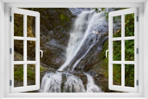 Fototapeta Naklejka Na Ścianę Okno 3D - Natural waterfall in the jungle of Costa Rixa
