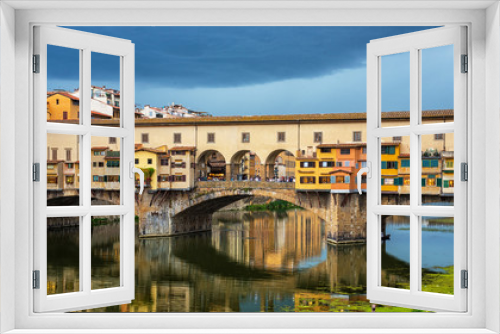 Famous Ponte Vecchio bridge in Florence, Tuscany